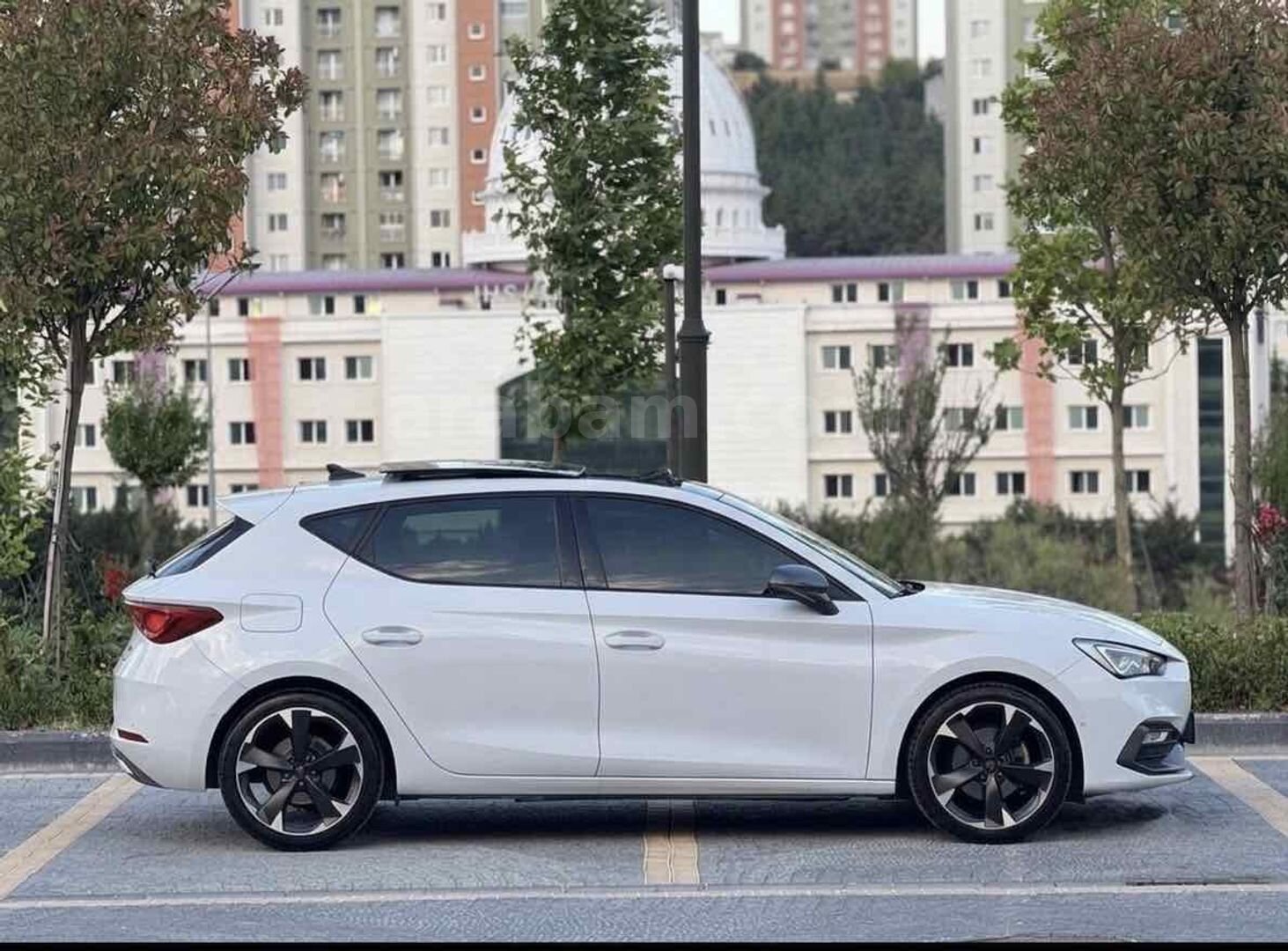 Sahibinden Cupra Leon 1.5 eTSI Standart 2023 Model Antalya 60.000 km Beyaz 6