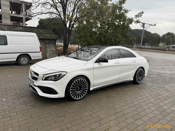 Sahibinden Mercedes - Benz CLA 180 D AMG 2018 Model 