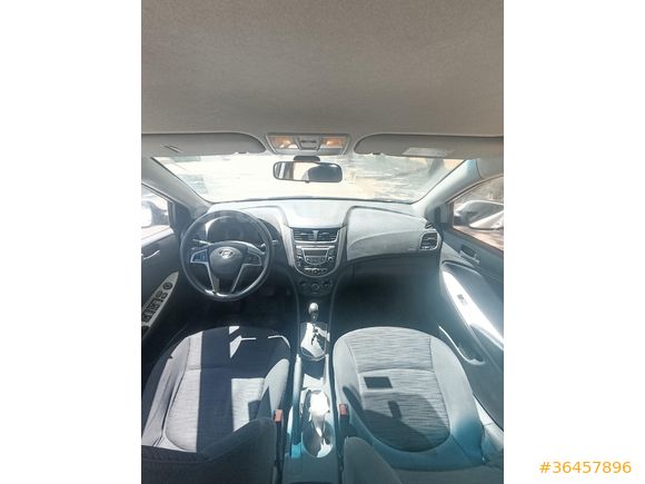 Sahibinden Hyundai Accent Blue 1.6 CRDI Mode 2015 Model
