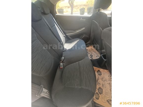 Sahibinden Hyundai Accent Blue 1.6 CRDI Mode 2015 Model
