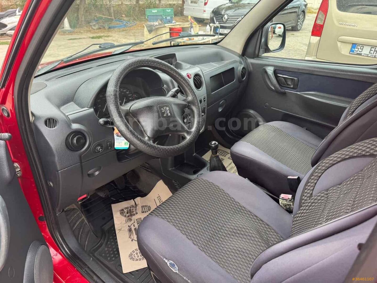 Galeriden Peugeot Partner 1.9 D Comfort 2007 Model Tekirdağ 293.000 km Kırmızı 7