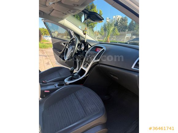 Opel Astra J Kasa 1.6 Cdti Sport