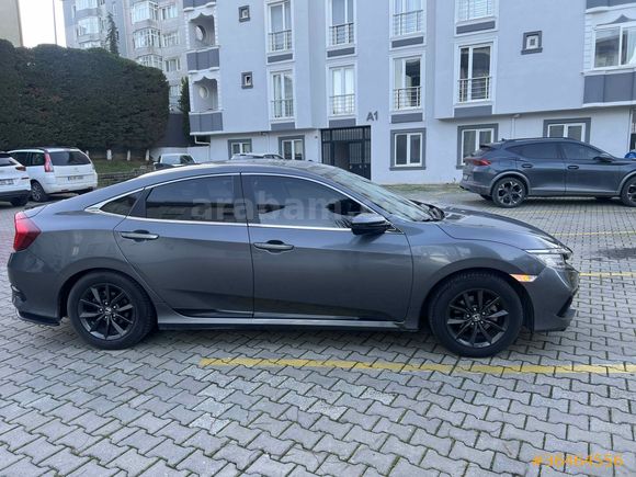 Servis Bakımlı Sahibinden Honda Civic 1.6 i-VTEC Elegance 2021 Model  100.000 km Füme