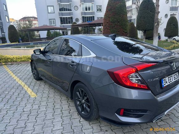 Servis Bakımlı Sahibinden Honda Civic 1.6 i-VTEC Elegance 2021 Model  100.000 km Füme