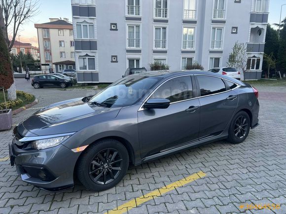 Servis Bakımlı Sahibinden Honda Civic 1.6 i-VTEC Elegance 2021 Model  100.000 km Füme