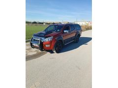 Sahibinden Isuzu D-Max 2.5 4x4 V-Cross 2015 Model