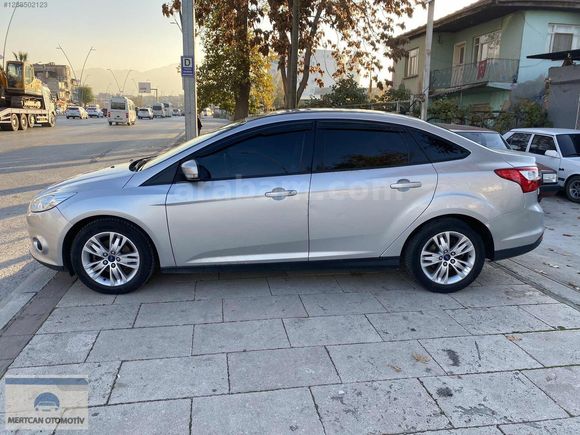 2012 FORD FOCUS TREND X 248 BİN KM SERVİS BAKIMLI