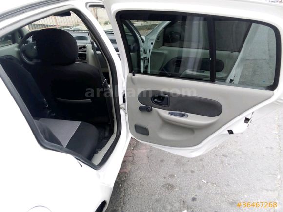 Sahibinden Renault Clio 1.4 Authentique 2004 Model
