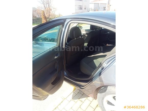 Opel Insignia 1.6 Edition