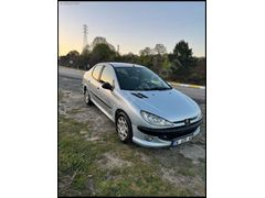 Sahibinden Peugeot 206 1.4 Comfort 2010 Model 