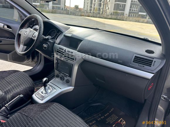 Sahibinden Opel Astra 1.6 Enjoy 111.Yıl 2010 Model  292.000 km Füme