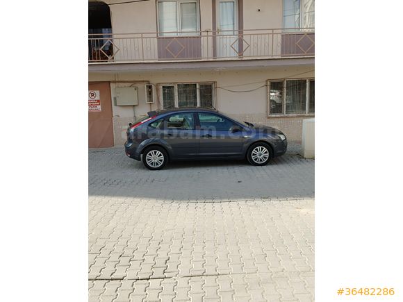 Sahibinden Ford Focus 1.6 Trend 2005 Model