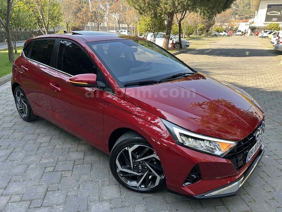 Sahibinden Hyundai i20 1.4 MPI Style Plus 2023 Model 