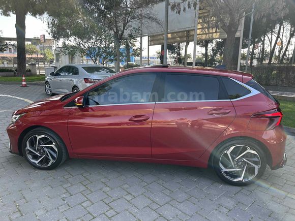 Sahibinden Hyundai i20 1.4 MPI Style Plus 2023 Model 