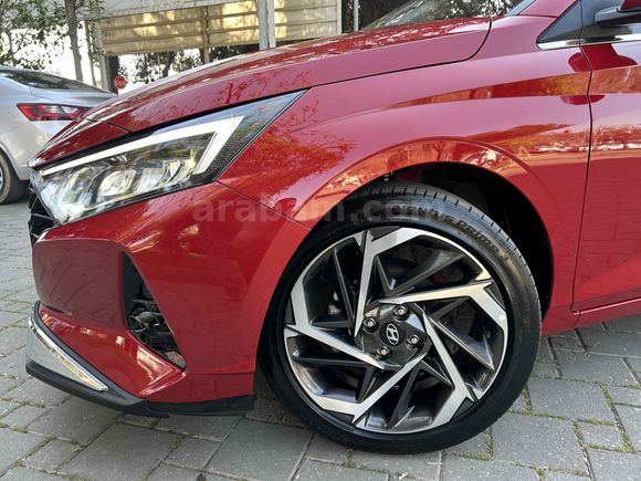 Sahibinden Hyundai i20 1.4 MPI Style Plus 2023 Model 
