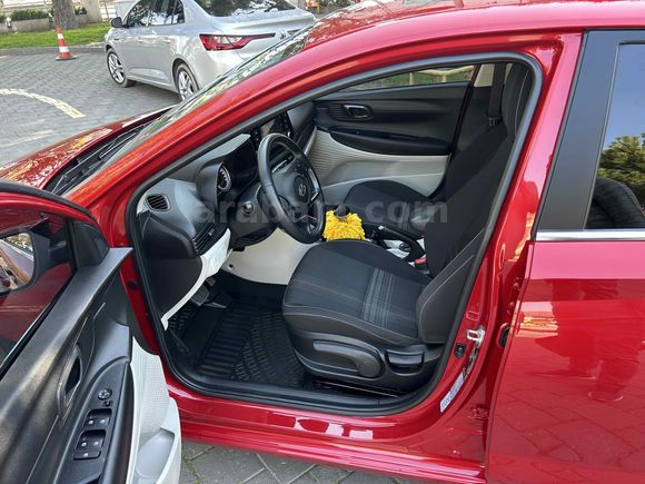 Sahibinden Hyundai i20 1.4 MPI Style Plus 2023 Model 