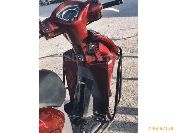 Sahibinden Honda Dio temiz yeni muayeneli