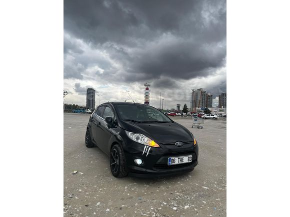 2012 88xxx km KM TİTANİUM 95HP SAMANLIKTA İĞNE