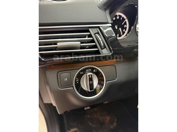 EVRENSEL AUTO'DAN E250 PREMIUM+HAFIZA+PERDE+ELK.BAGAJ