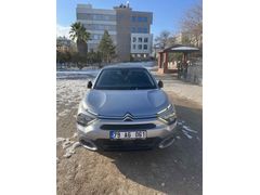 Sahibinden Citroen C4 1.2 PureTech Shine Bold 2023 Model  33500 km Gri (metalik)