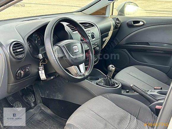 2010 SEAT LEON 1.4 TSİ DEGİSENSİZ KM 124.000 SUNROOFLU