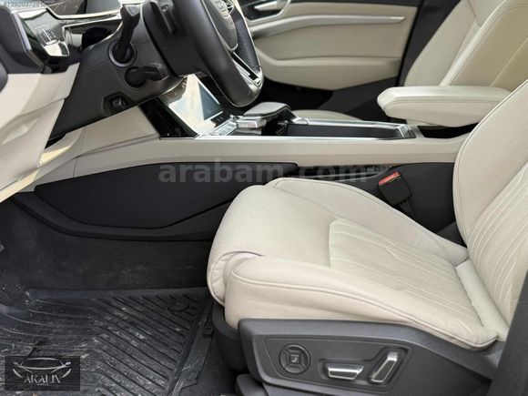 HATASIZ AUDİ E-TRON SPORTBACK 55 QUATTRO S LİNE