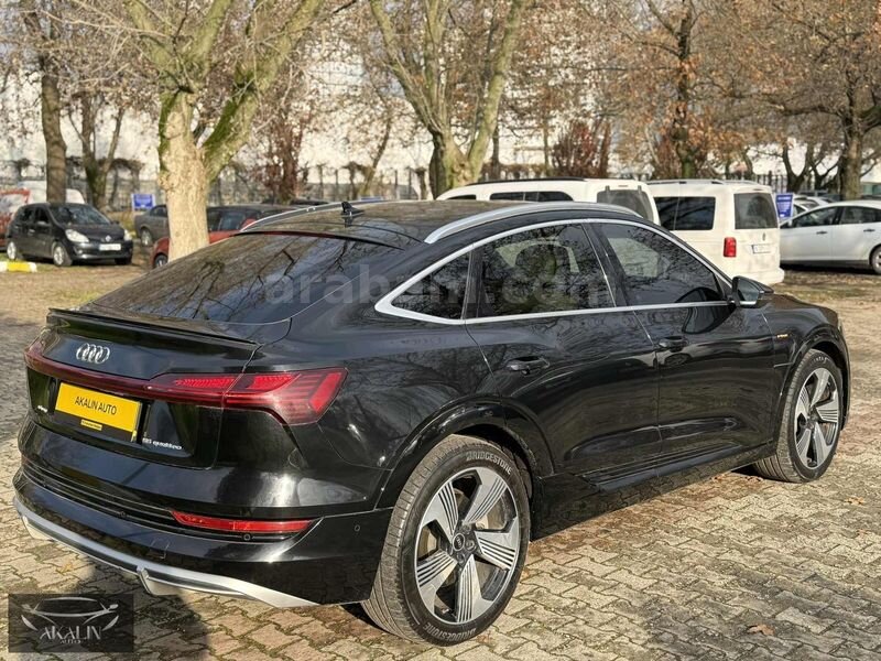 HATASIZ AUDİ E-TRON SPORTBACK 55 QUATTRO S LİNE 6