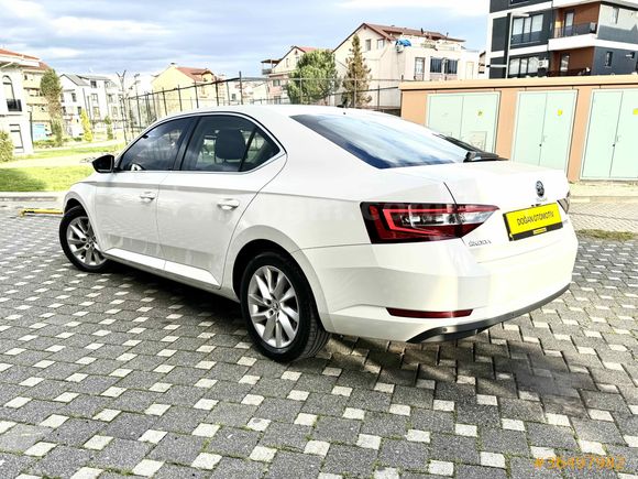 2018 SKODA SÜPER B 1.6 TDİ STYLE DSG 120 HP İLKELDEN İŞLEMSİZ HASARSIZ