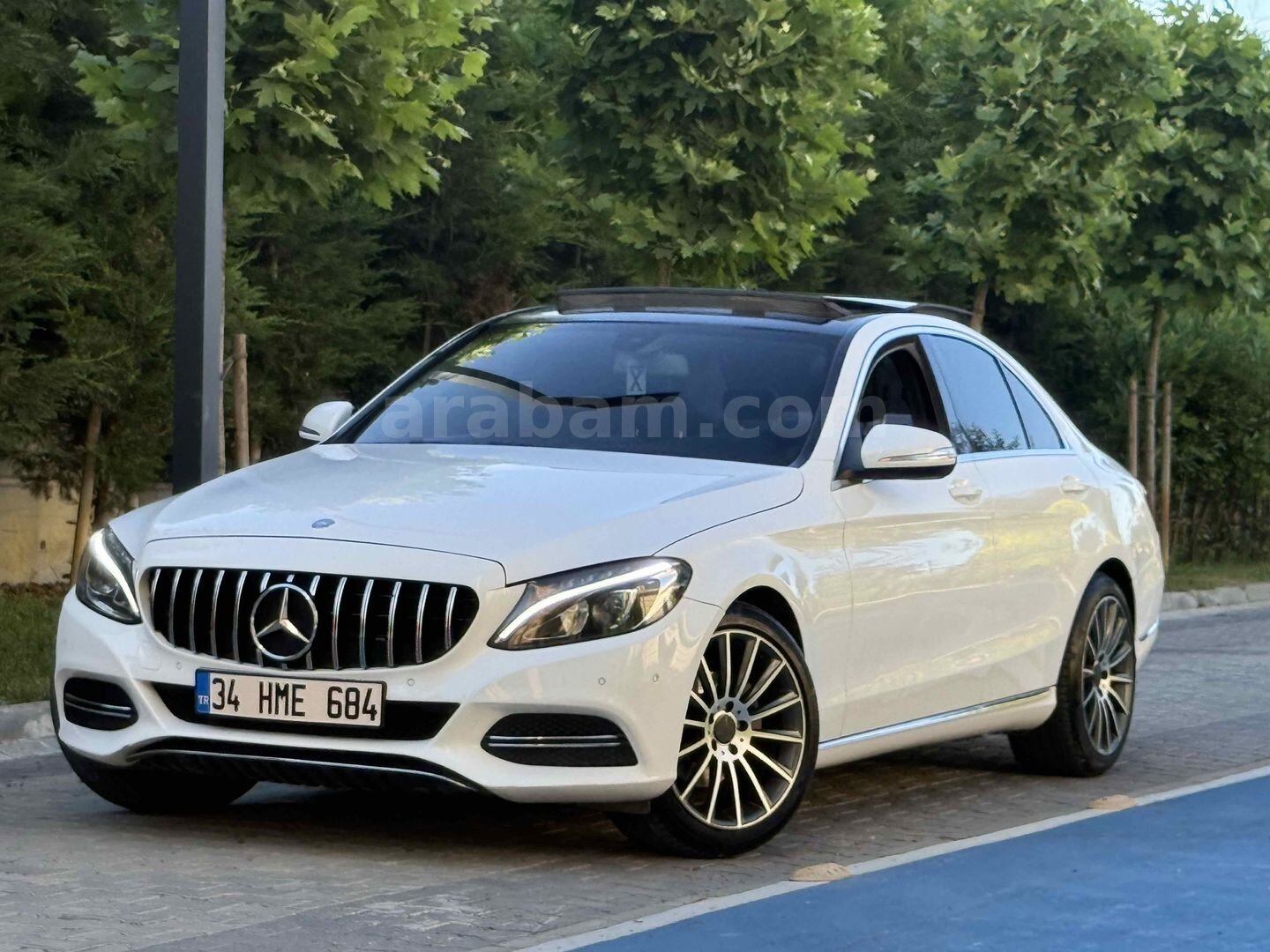 Galeriden Mercedes - Benz C 180 BlueEFFICIENCY Fascination 2014 Model İstanbul 226.000 km Beyaz 2