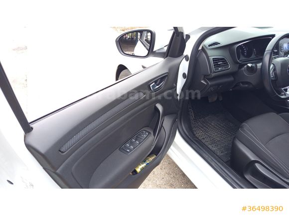 Sahibinden Renault Megane 1.5 Blue DCI Touch 2019 Model