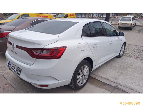 Sahibinden Renault Megane 1.5 Blue DCI Touch 2019 Model