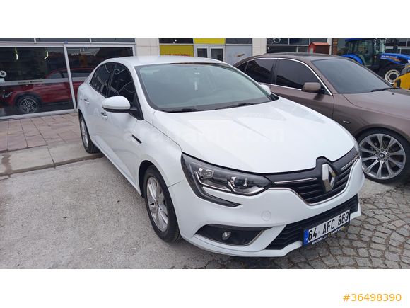 Sahibinden Renault Megane 1.5 Blue DCI Touch 2019 Model