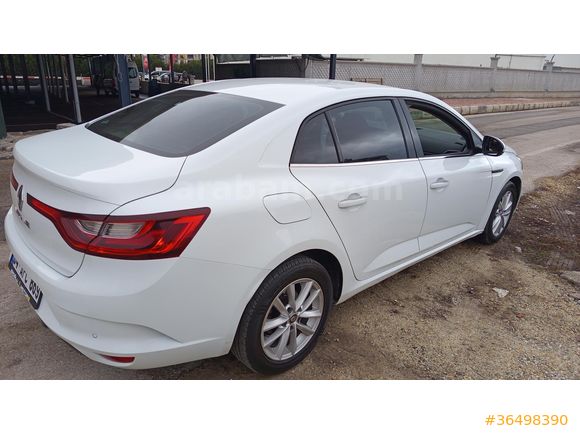 Sahibinden Renault Megane 1.5 Blue DCI Touch 2019 Model