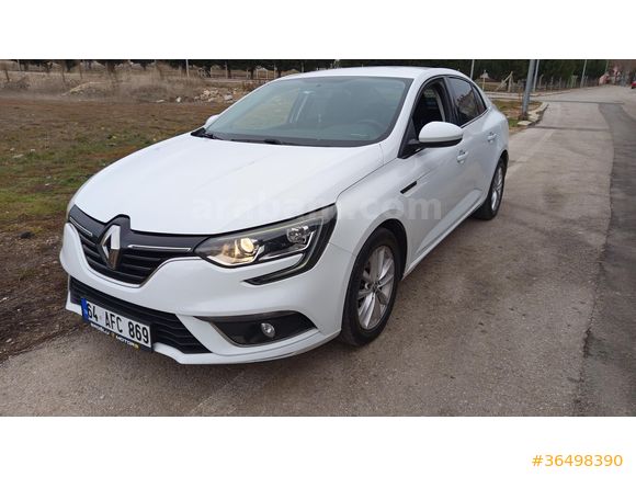 Sahibinden Renault Megane 1.5 Blue DCI Touch 2019 Model