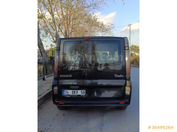 Sahibinden Renault Trafic Multix 1.9 dCi Grand Confort 2006 Model