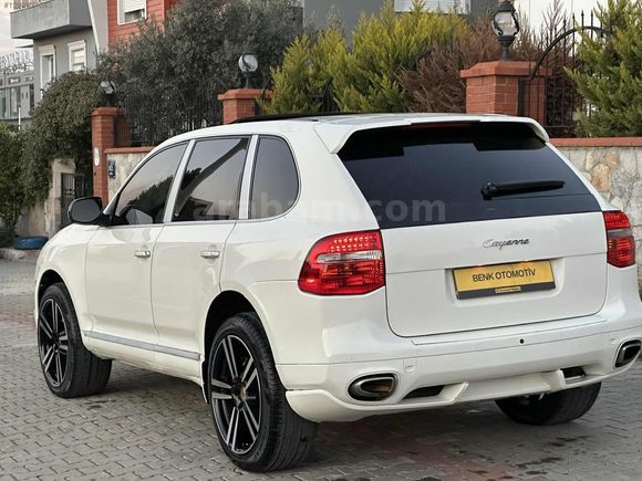 AŞIRI TEMİZ BAKIMLI PORSCHE CAYENNE 3.0 Dizel