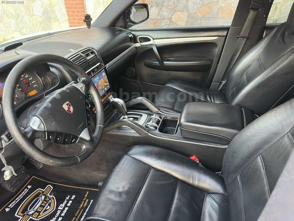 AŞIRI TEMİZ BAKIMLI PORSCHE CAYENNE 3.0 Dizel