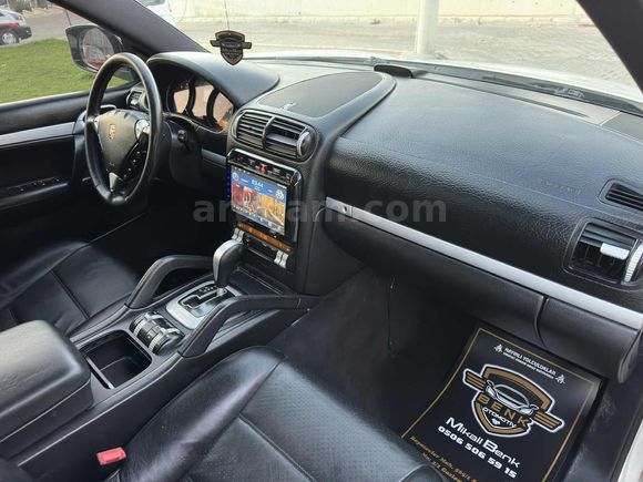 AŞIRI TEMİZ BAKIMLI PORSCHE CAYENNE 3.0 Dizel