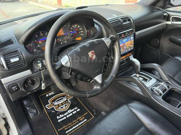 AŞIRI TEMİZ BAKIMLI PORSCHE CAYENNE 3.0 Dizel