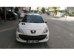 Satılık Peugeot 206+ 1.4 Envy 2011 Model Tertemiz BAKIMLARI MUAYENESİ YENİ!!!!!!