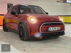 2022 MİNİ COOPER 1.5 SİGNATURE BOYASZ BAKIMLI 42KM ORJ ÇİFT RENK
