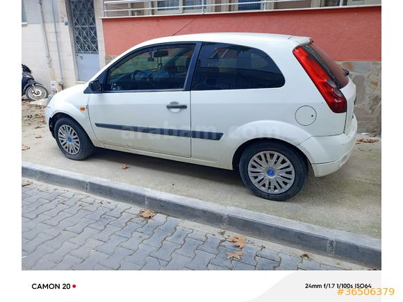 Sahibinden Ford Fiesta 1.4 TDCi Sport 2006 Model  290 km Beyaz