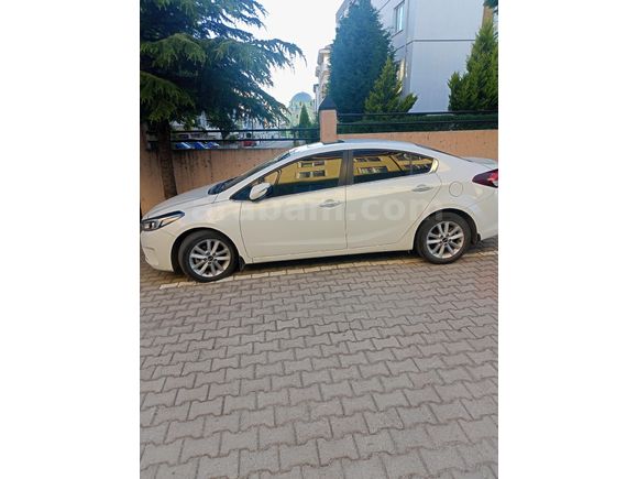 Sahibinden Kia Cerato 1.6 CRDi Concept Plus 2016 Model Eskişehir