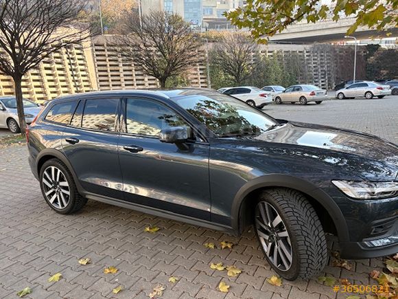 Sahibinden Volvo V60 2.0 B5 Plus Bright 2024 Model  İlk Sahibinden sıfırdan farksız