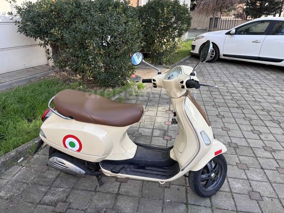Sahibinden Vespa LX 150 