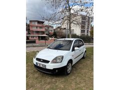 Memurdan Temiz 7.sahibinden Ford Fiesta 1.4 Comfort 2007 Model  230.000 km Beyaz