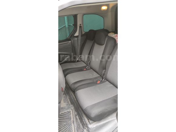 Sahibinden Peugeot Partner 1.6 HDI Active 2017 Model