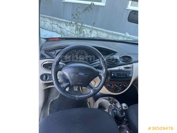 Sahibinden Ford Focus 1.6 Ghia 2000 Model 