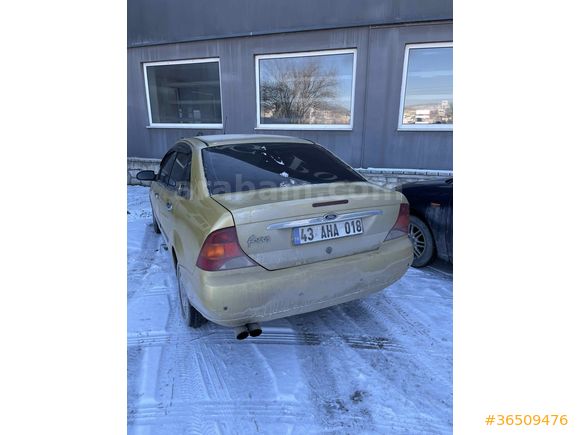 Sahibinden Ford Focus 1.6 Ghia 2000 Model 