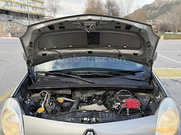 DENİZLİ OTOMOTİV DEN 2011 KANGOO Multix CONBİ 1.5 EXPRESSİON
